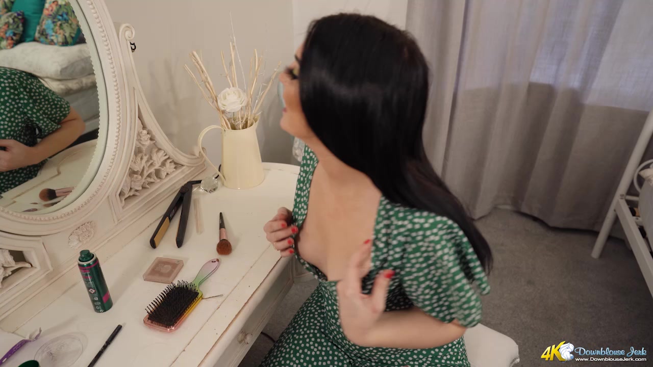 Make A Mess - DownblouseJerk