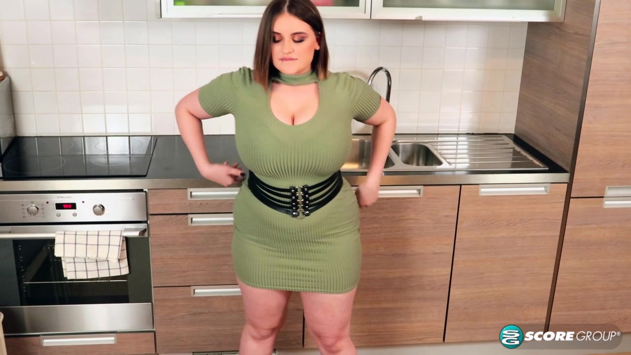 Molly Evans: Paradise Kitchen