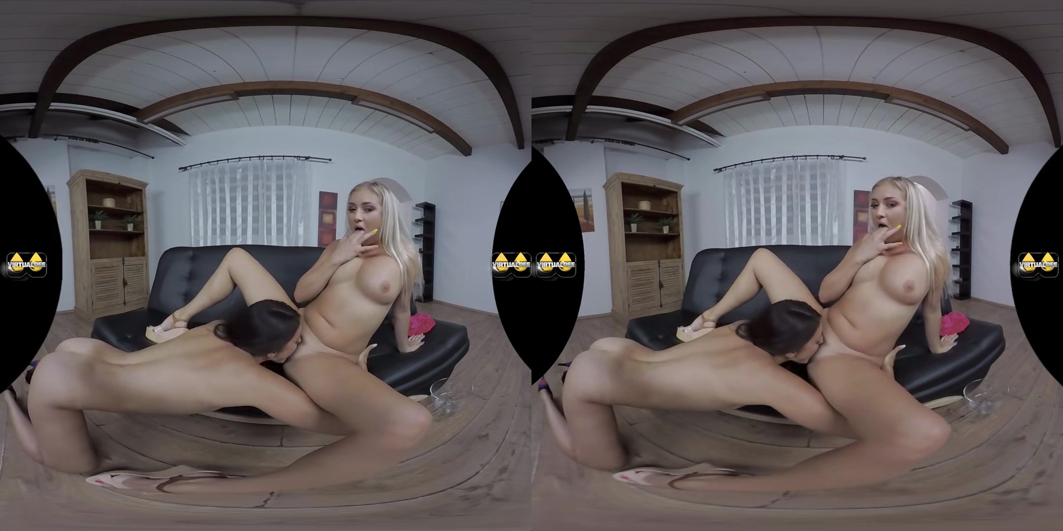 P*ssing Pornstars with Cayla, Tiny Tina; Lesbian Watersport VR Voyeur 3D Porn
