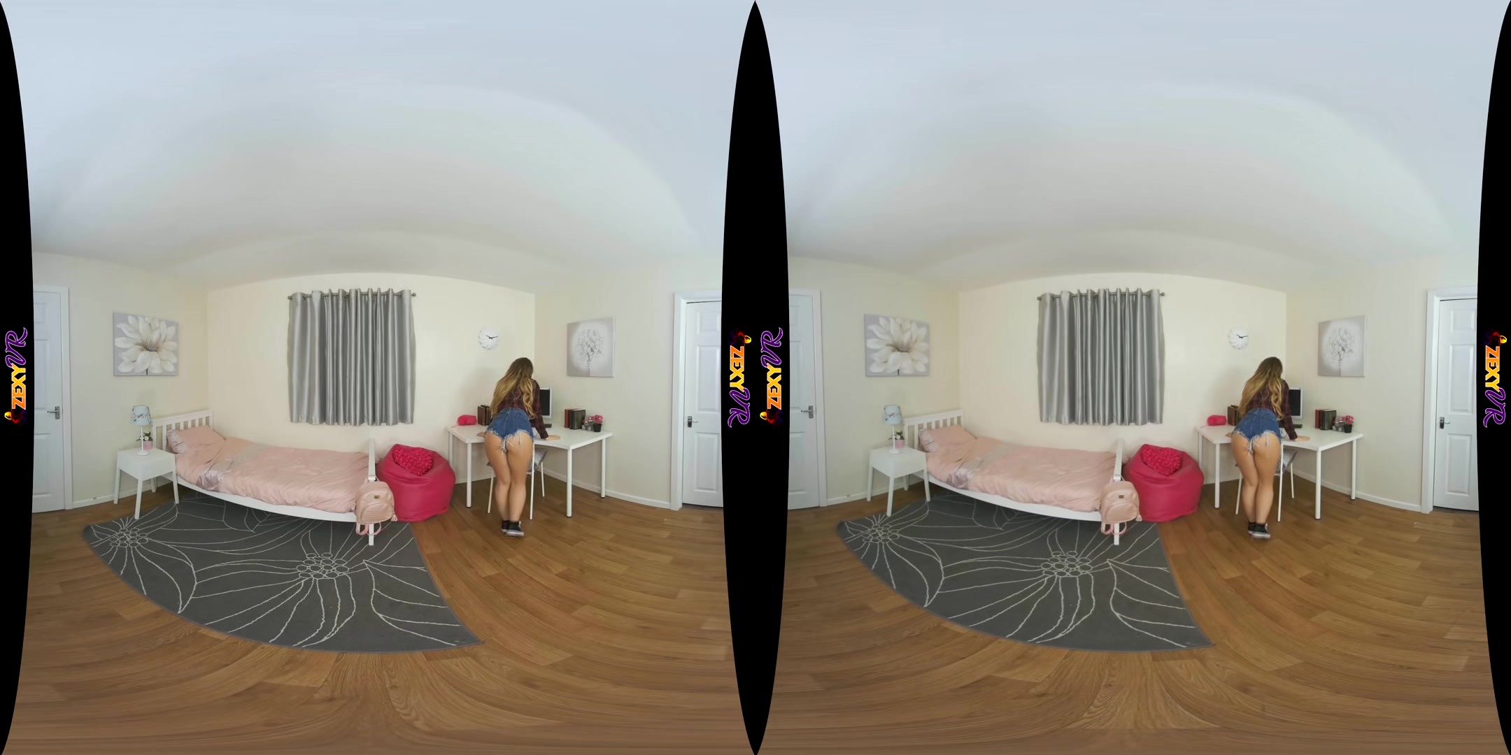 Daisy Dukes - Incredible Babe Solo Striptease Vr