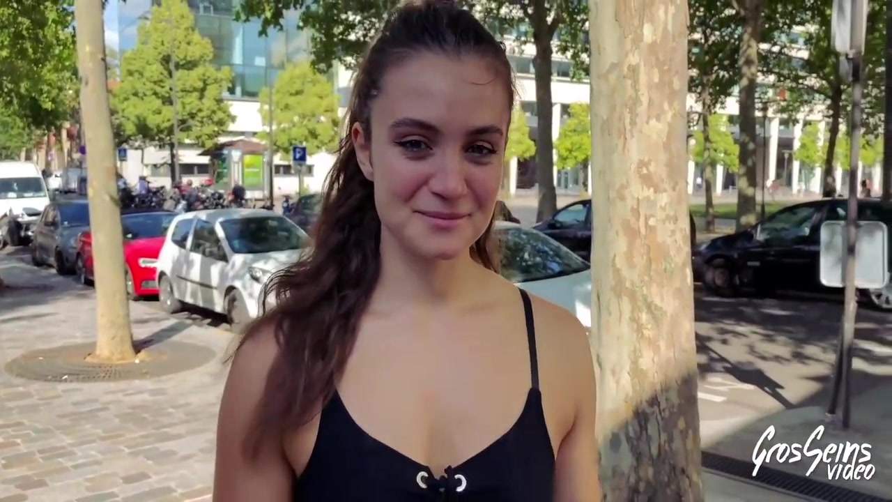 Lauren, Sportive, Se Devoile Dans Un Trio 15 Min With David Perry And Venera Maxima