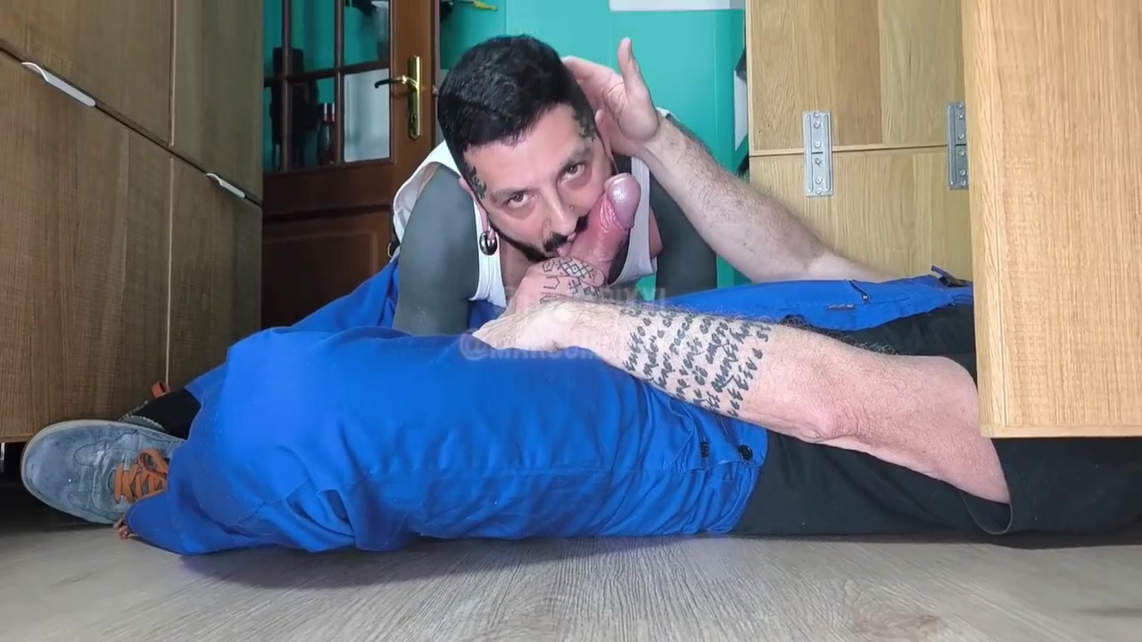 Hung Italian Boss Itapapixxl Fucks Bareback His Tattooed Twunk Coworker
