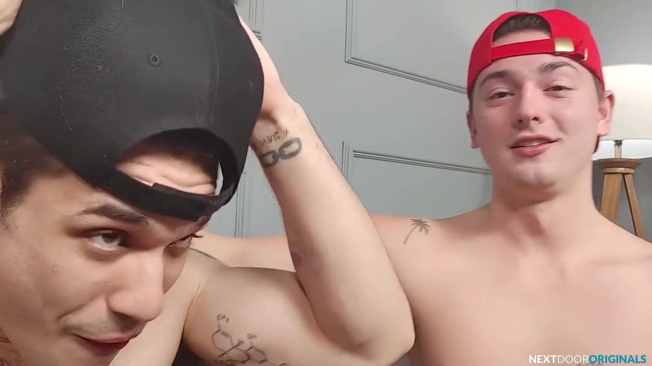 Muscle Men Share An Explosive Boner