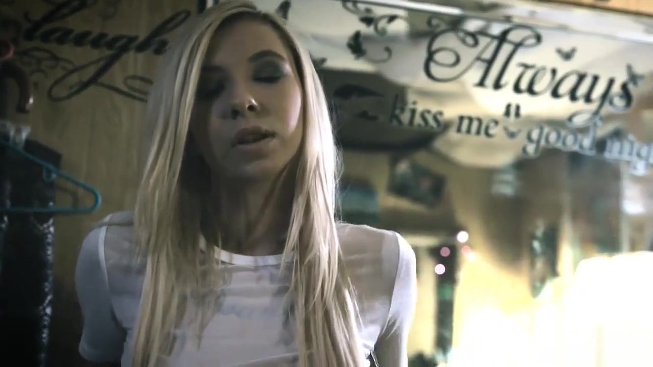 Trailer park trash stepsister teen 18+ forces the creampie