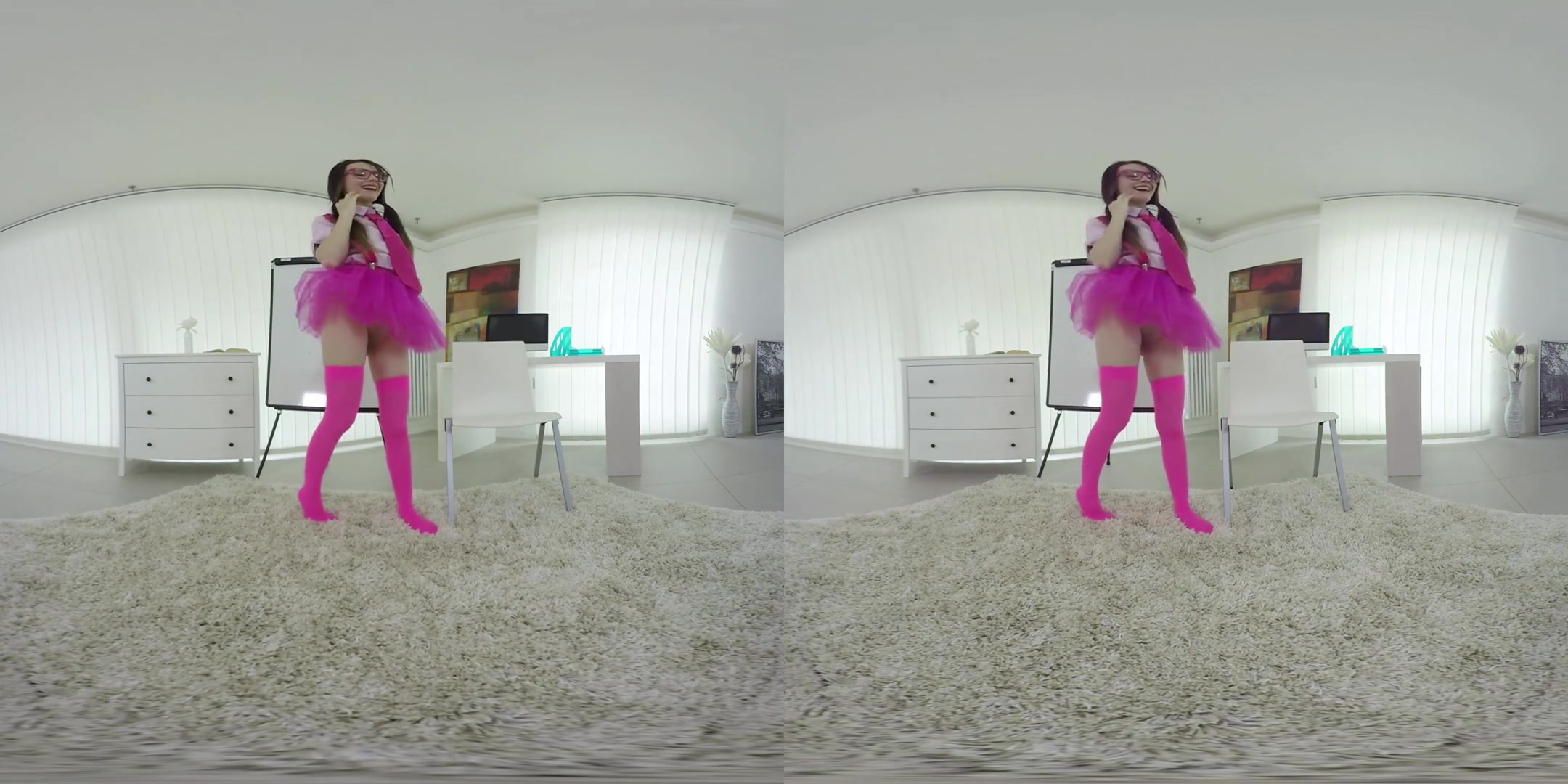 Timea Bella in VR Experience - TmwVRNet