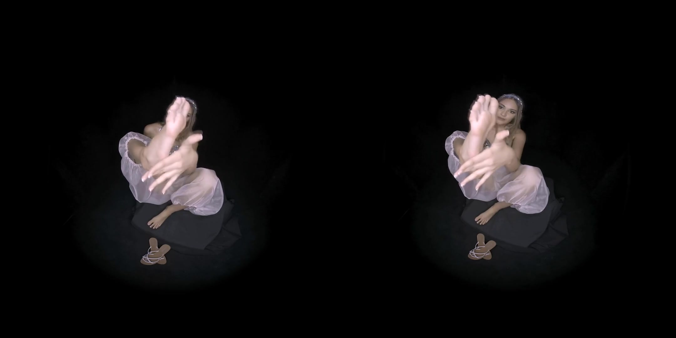 The Belly Dancer's Feet - Gorgeous Babe Solo Virtual Reality Foot Fetish