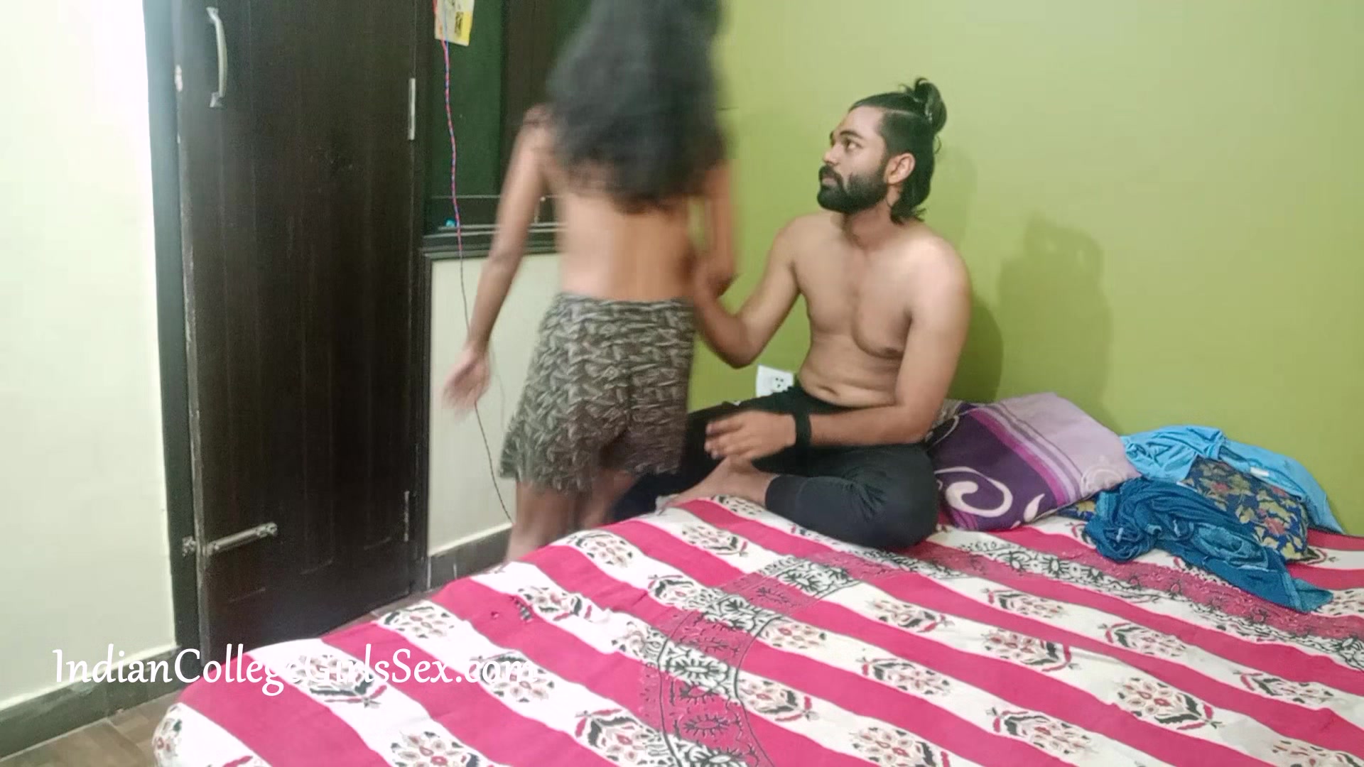 18 Years Old Juicy Indian teen 18+ Love Hardcore Fucking With Cum Inside Pussy