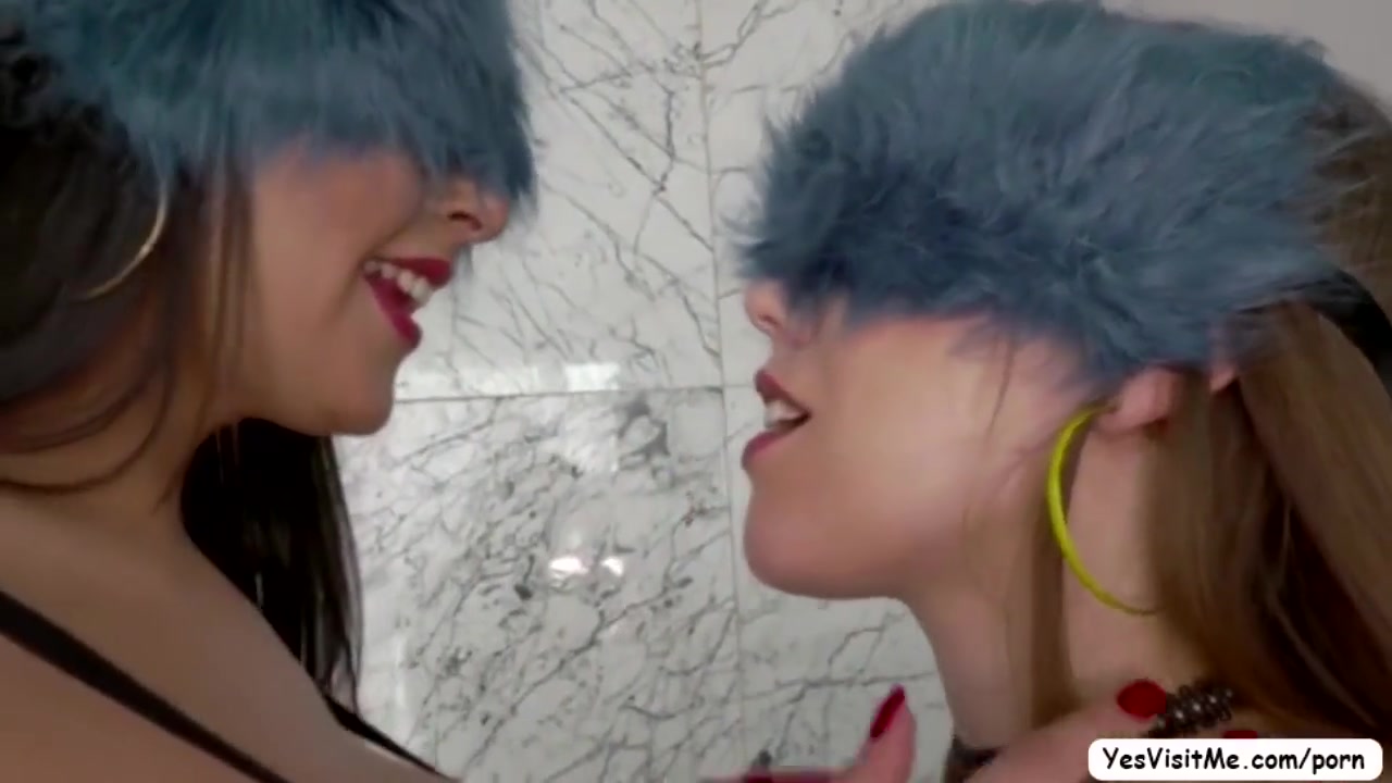 Sexy And Hottie Sluts Gets Banged By A Huge Dick