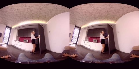 Lynna Nilsson in VR Hotel - VirtualRealPorn