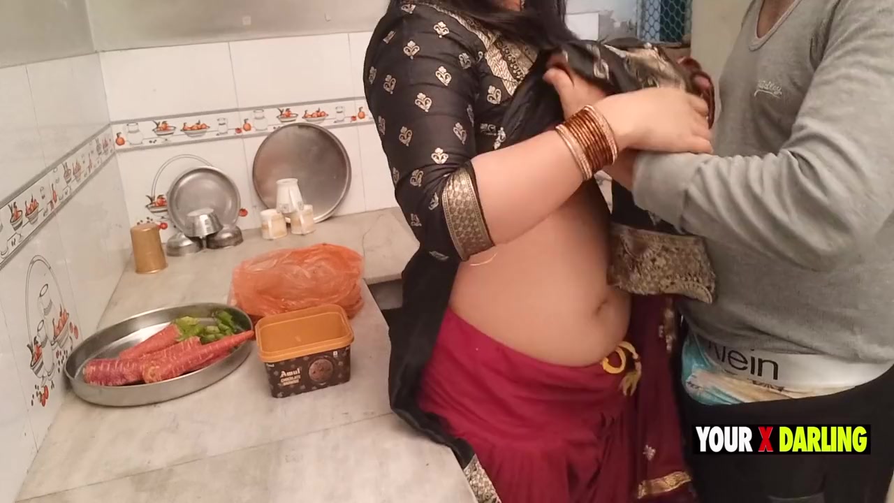 Punjabi Stepmom Fucking In The Kitchen When She Make Dinner For Stepson
