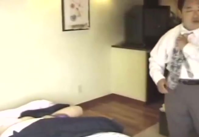 fat japanese Step dad fucks junior girl