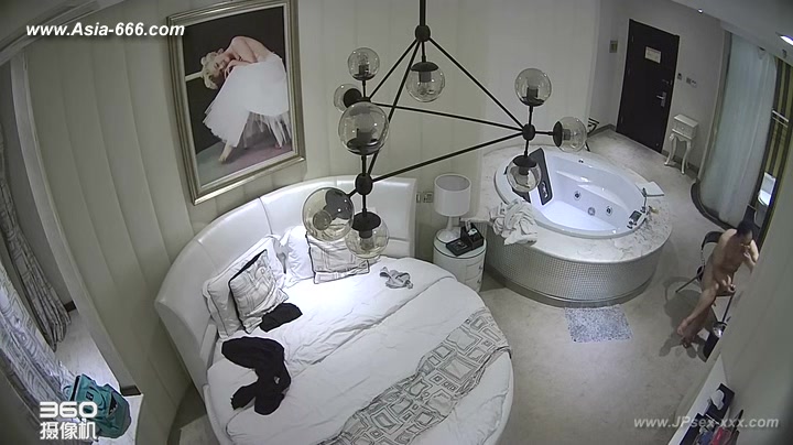 Hackers use the camera to remote monitoring of a lover's home life.264