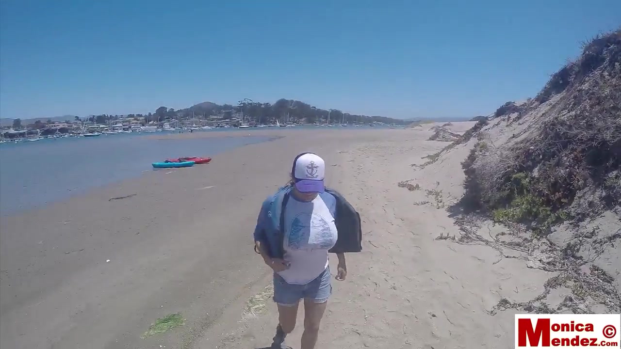 Monica Mendez - Kayak Flash 1