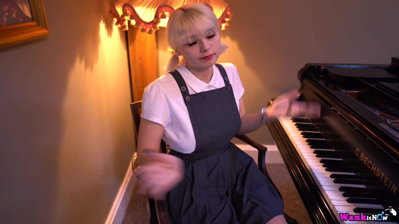 Baby Dolliiy - Pianists Penis - Sexy Videos - WankitNow