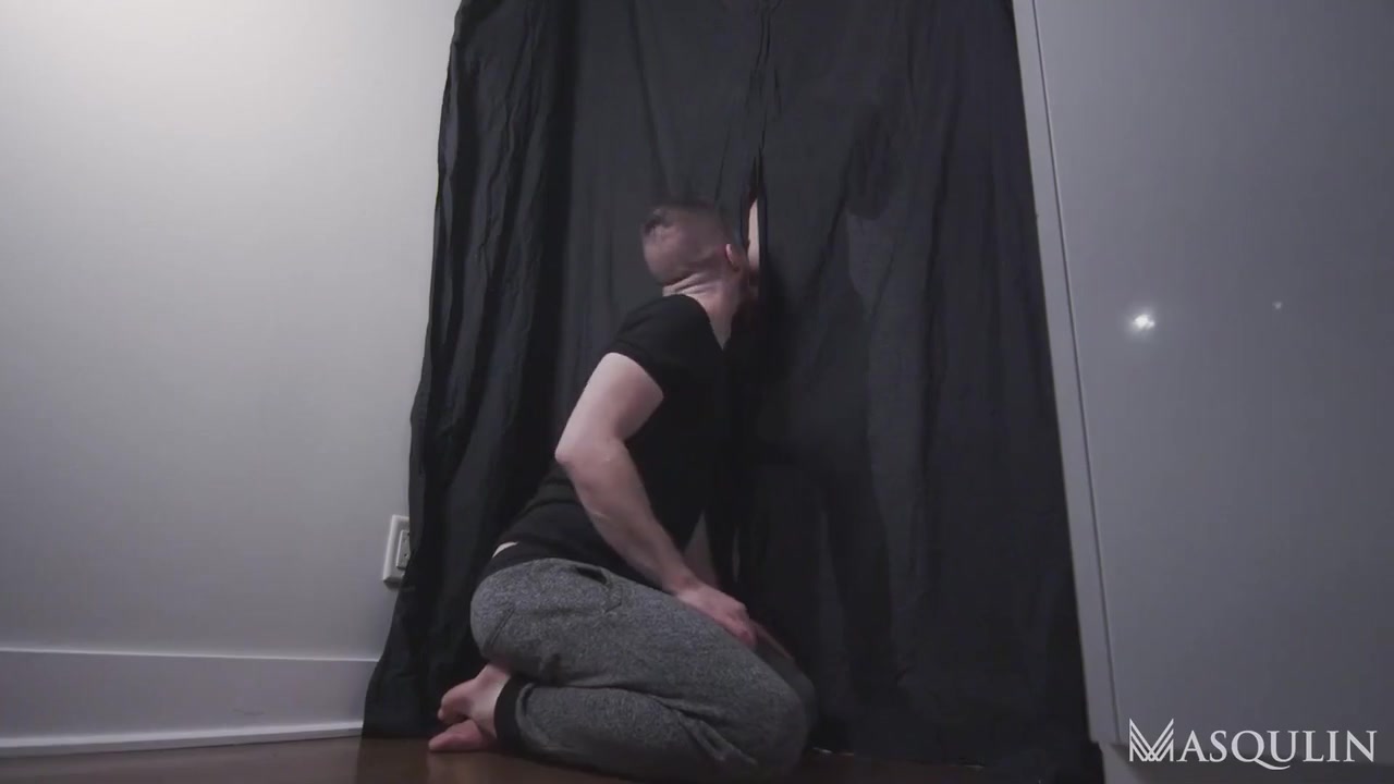 Fucking A Desperate Sub - Thyle Knoxx And Damon Heart