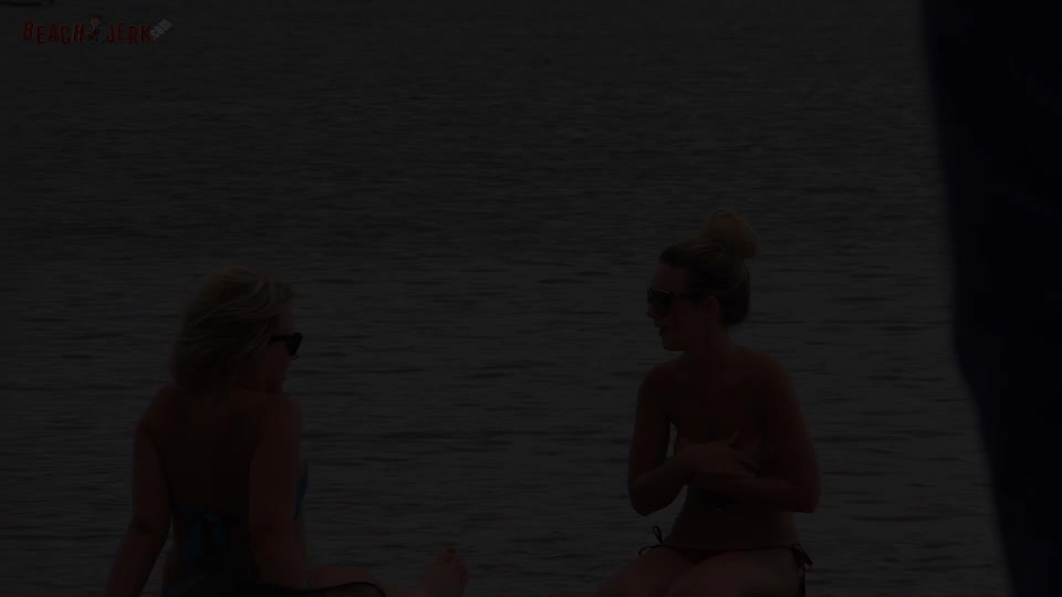 The Perfect Beach Body - BeachJerk
