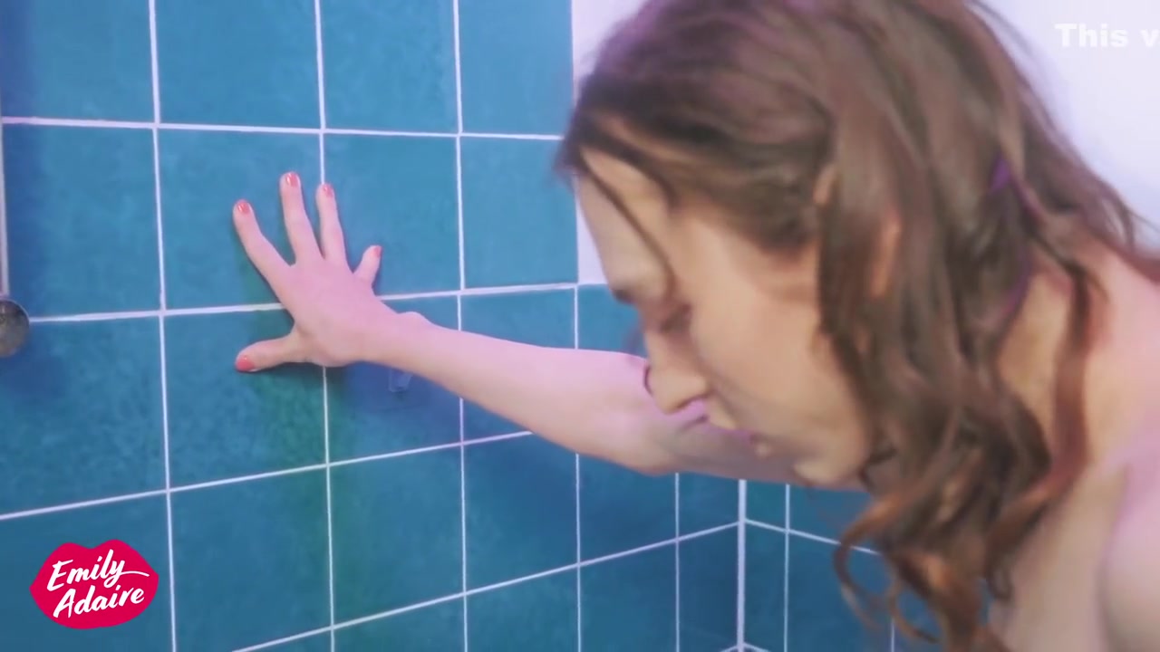 Relaxing In The Bathtub With My 19 Inch Dildo! - Emily Adaire