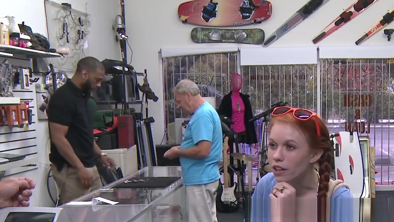 Redhead teen 18+ pussyfucked by pawnbroker