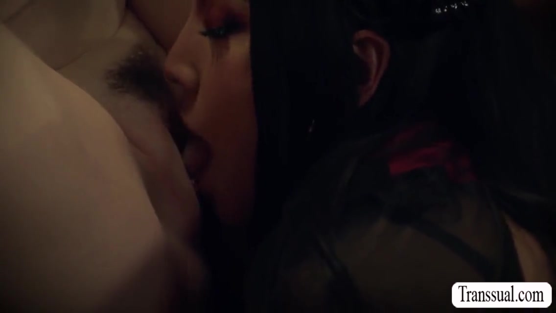 Summoning Two Ts Goddesses And Do Threesome - Nicole Emma Vaunt, Avery Lust And Kasey Kei