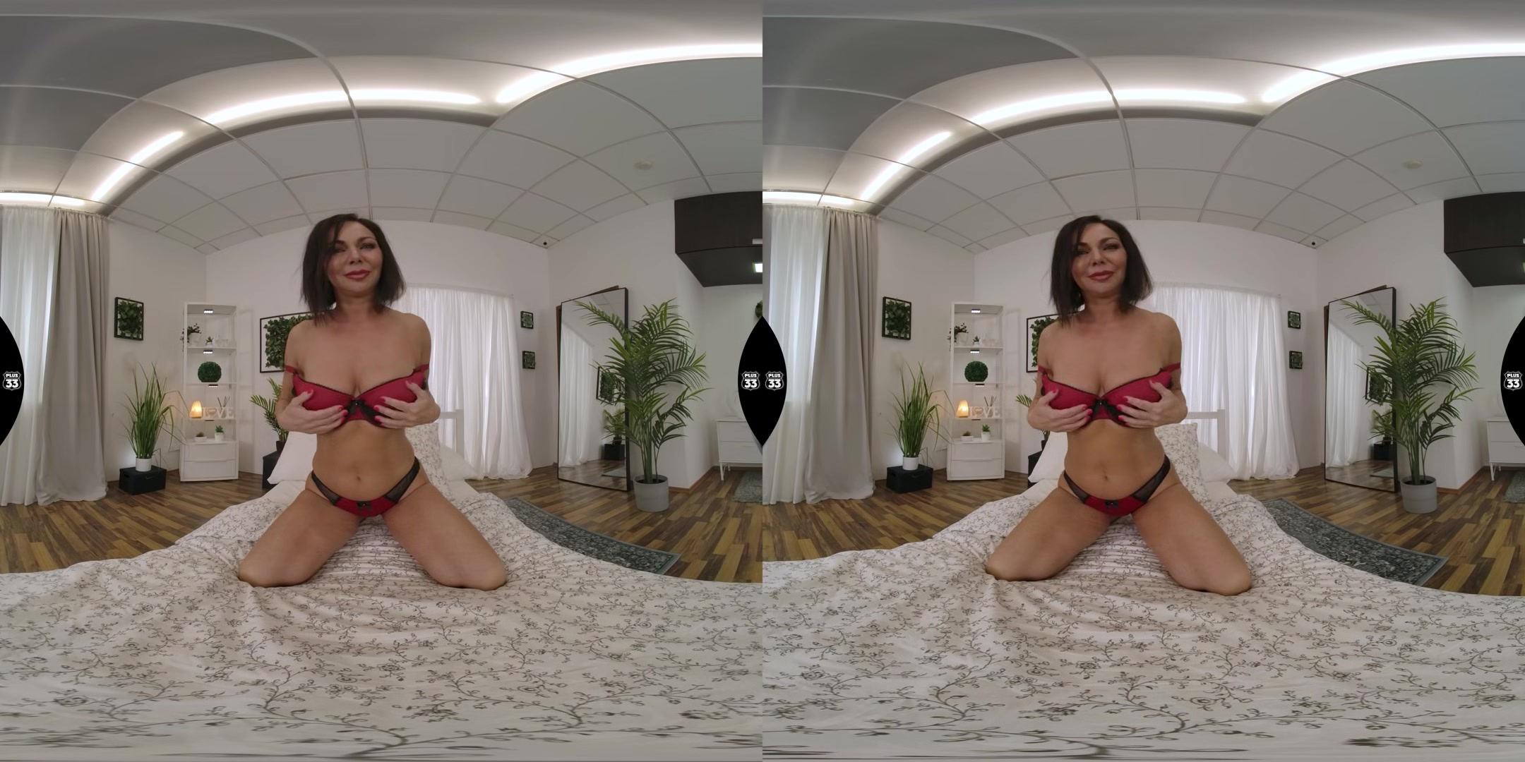 Victoria West - +33 - Vr Porn Video