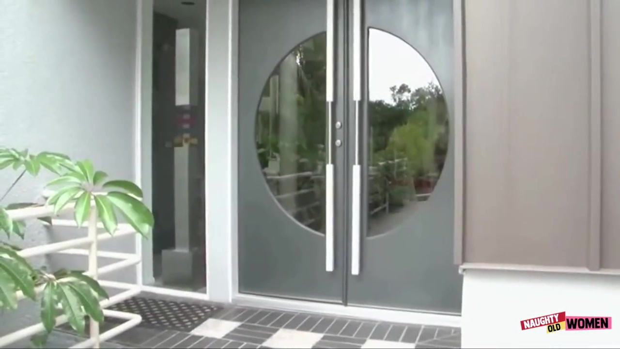 Milf And Her Young Blonde Neighbor Love Having Interracial Threesomes With Their Black Neighbor