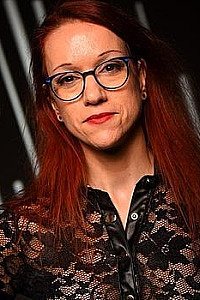 Lenna Bella