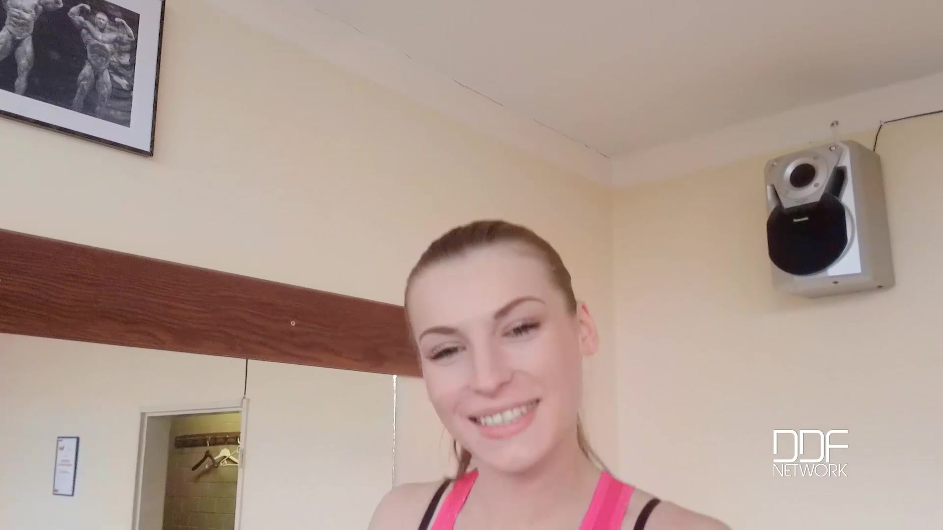 Kinky Trade Offer - Workouts for Blowjobs - PornWorld