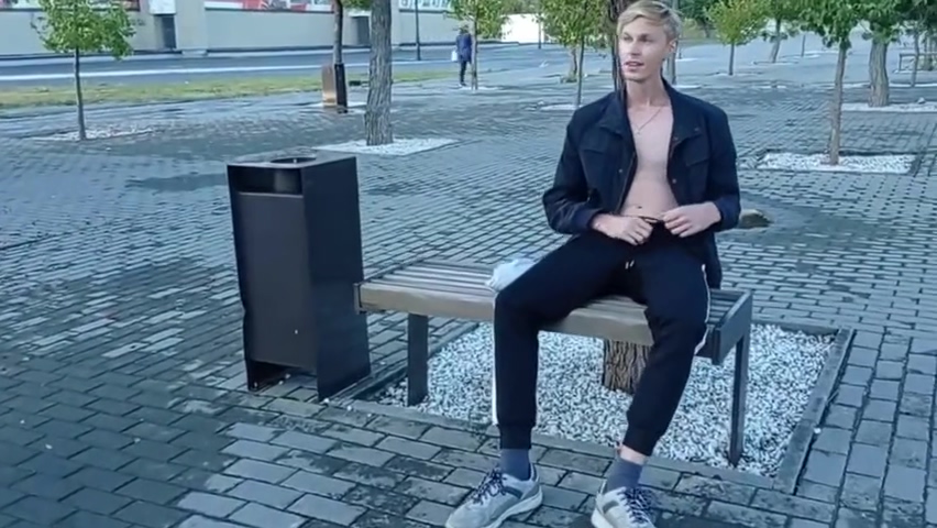 hbw Twink Had Public Sex Outside
