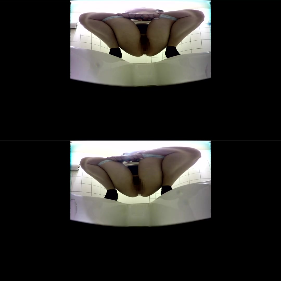 Public Toilet Urination - PetersPrimoVR