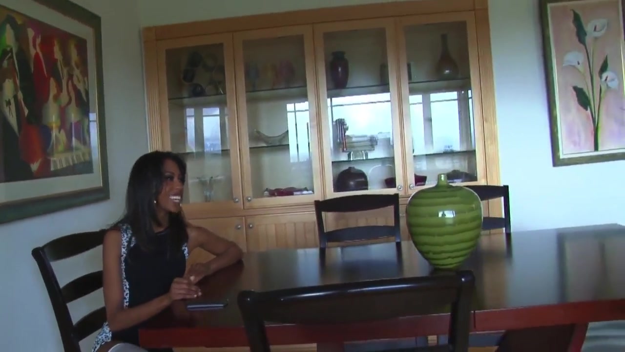 An Experienced Woman With Brown Hair Gets Her - Adriana Malao