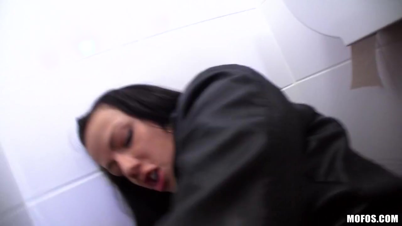Samantha Johnson - Gimme a Peek!