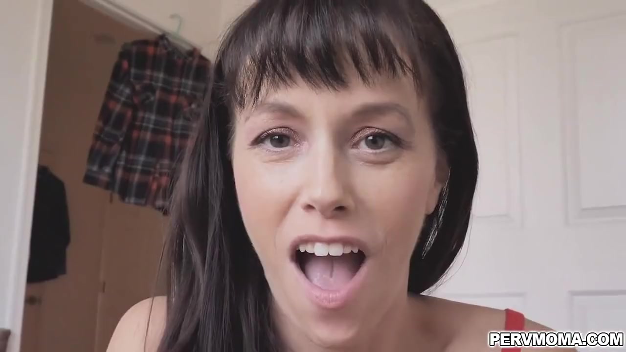 Alana Seduce Stepson To Get Down And Dirty In Cum