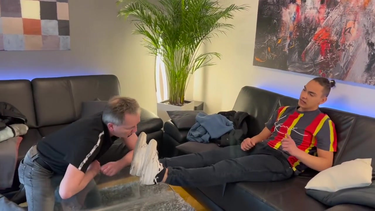 German Master marek sneaker licking