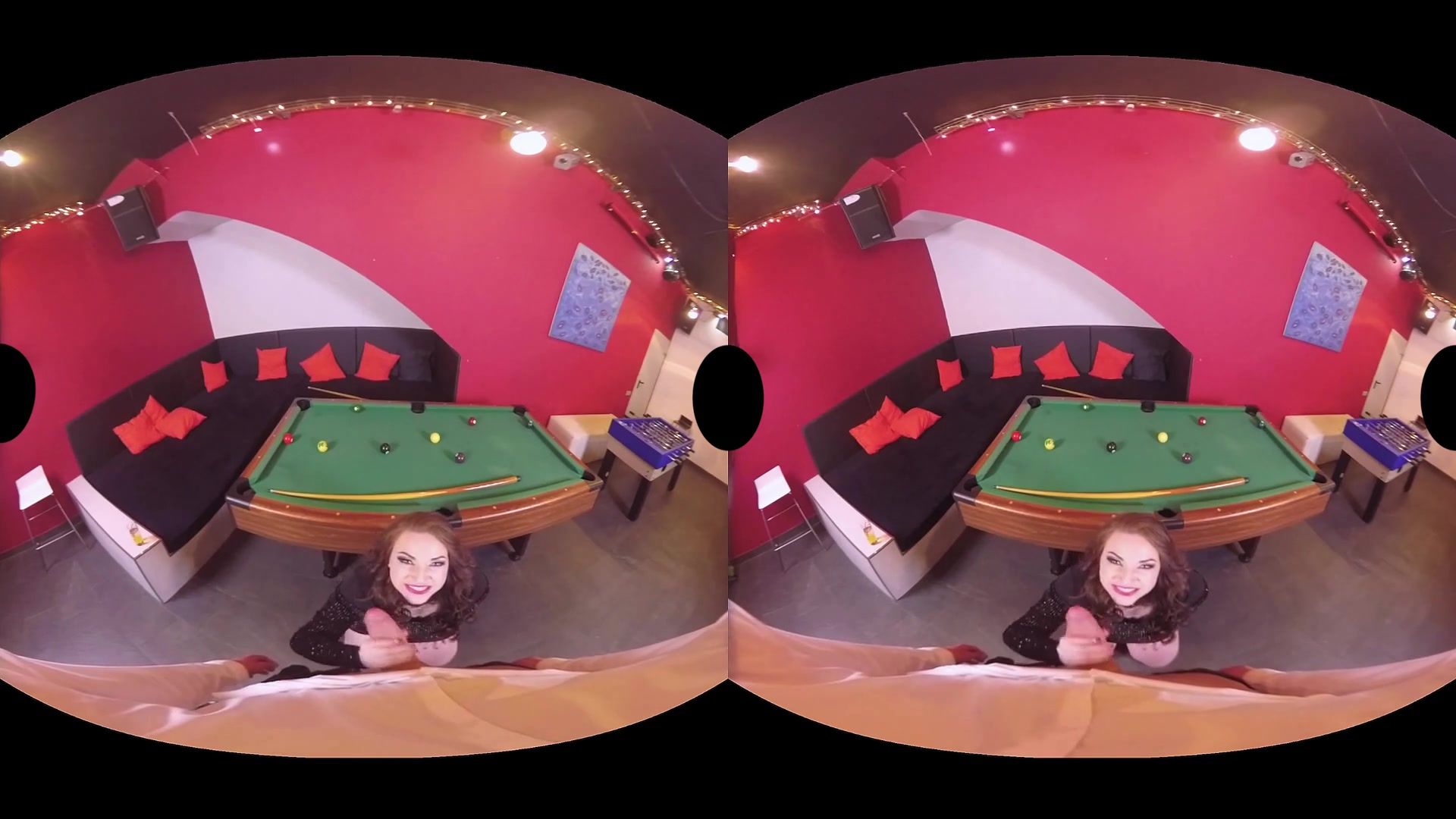 Harmony Reigns Potro de Bilbao in Gothic Girl - VirtualRealPorn