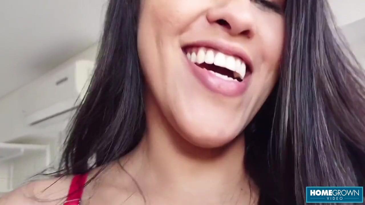 Jay Brown And Bia Hot - Thick Babe Craves For Pussy And Anal Penetration