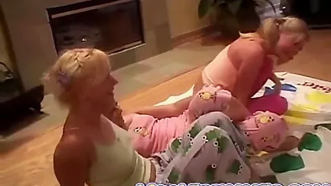 Nude Game Showing Natural Tits With Little Summer