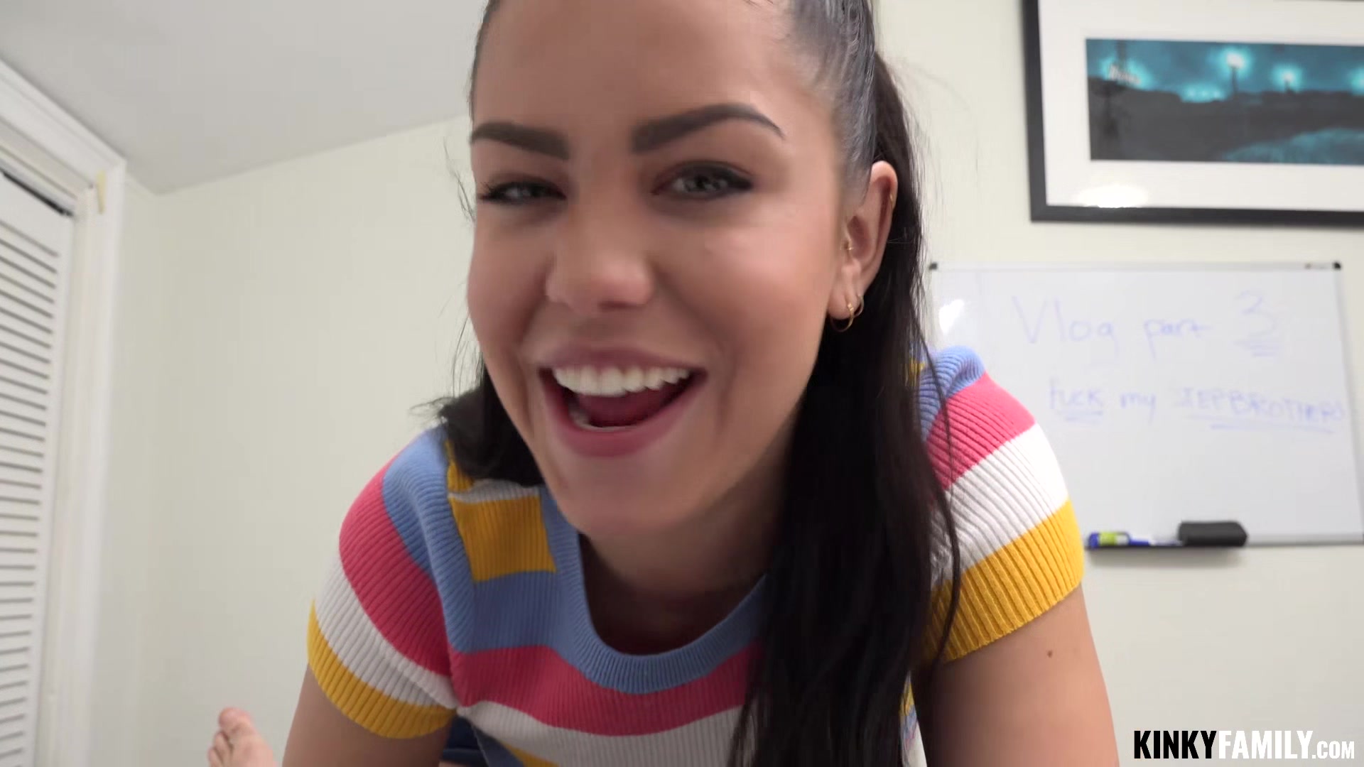 Kinky Family - Alina Lopez - Fucking stepbrother for a blog