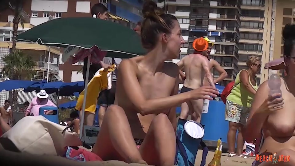 Nippy friend - BeachJerk