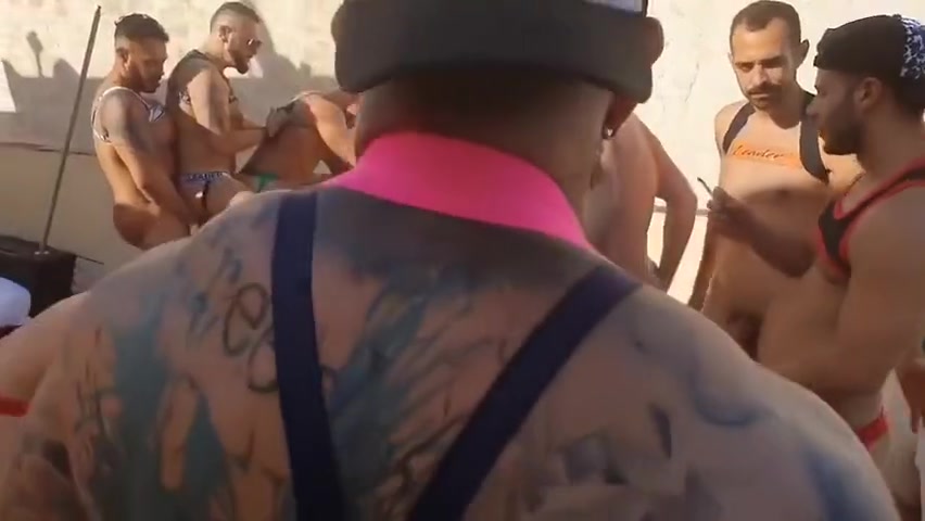 Raw Orgy
