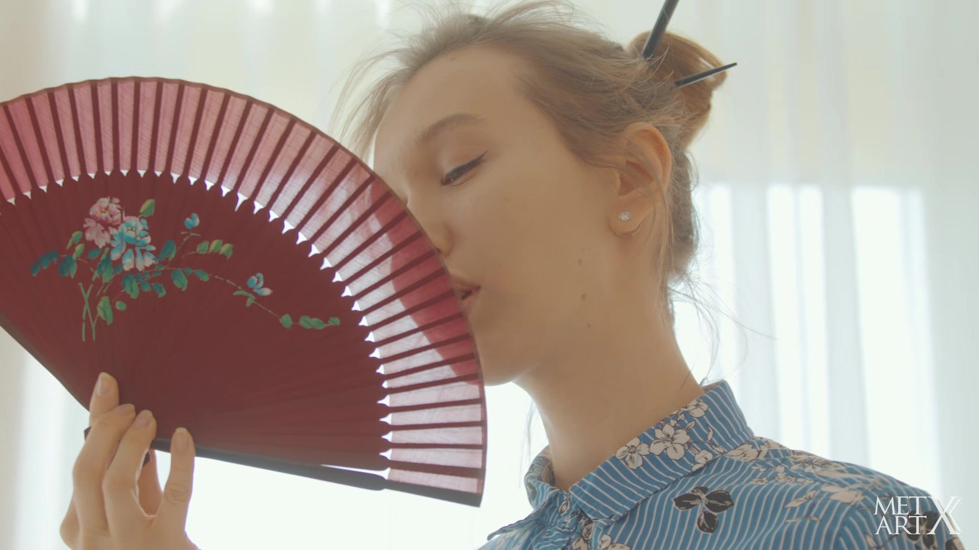 Fragrant Tea - Alice Bright - MetartX