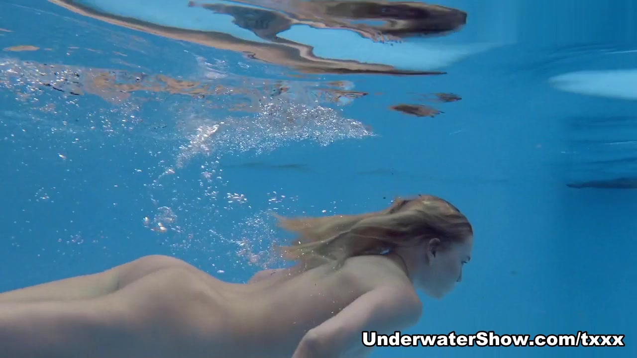 Mimi Cica Video - UnderwaterShow