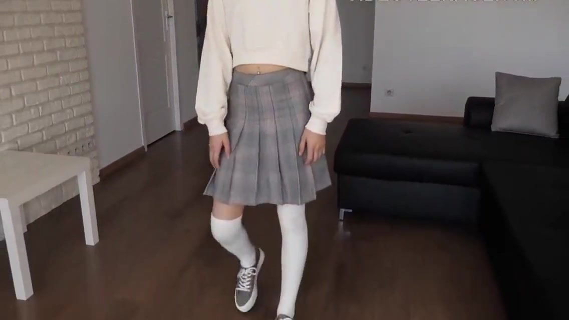 Skinny 19 Years Old Brunette Porno Casting 6 Min
