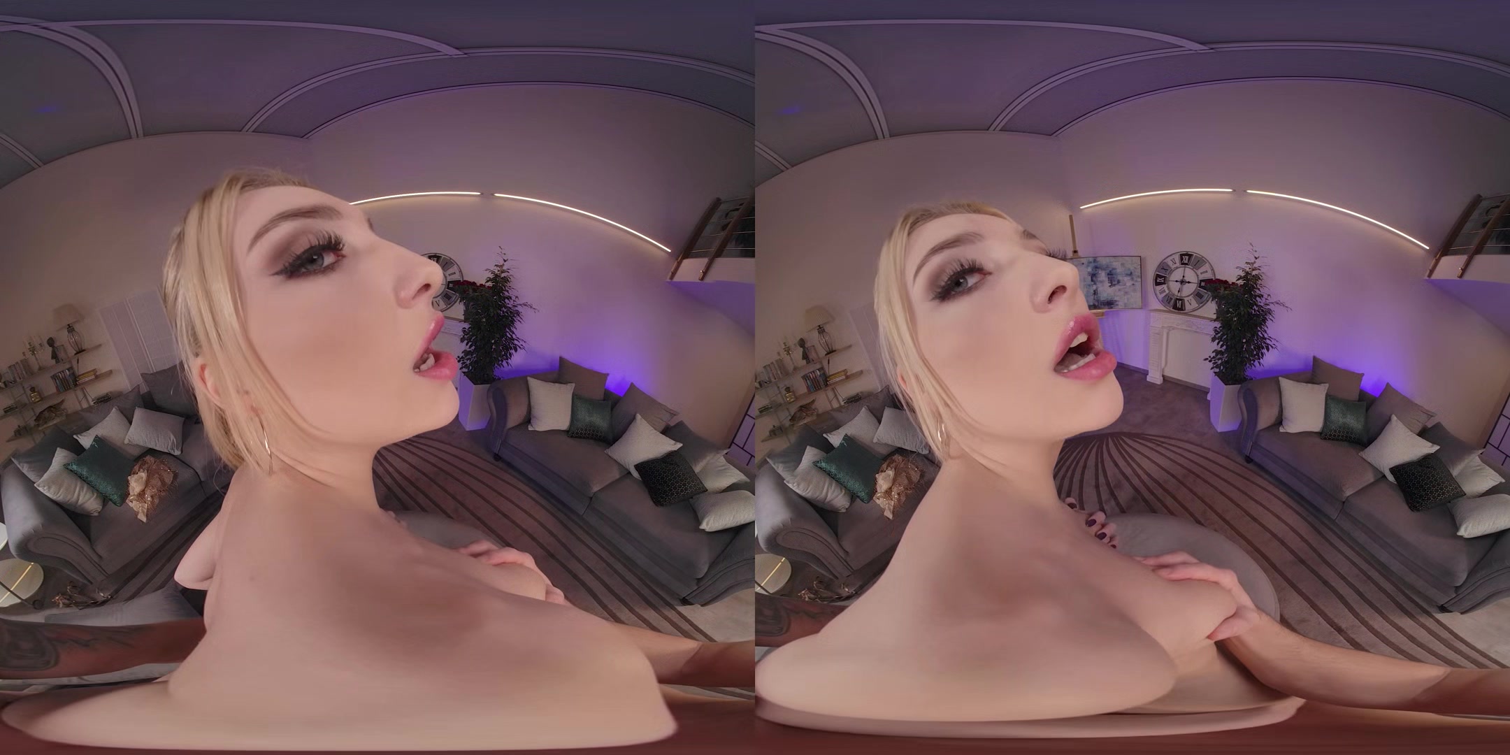 Slutty Blonde Wants to Play