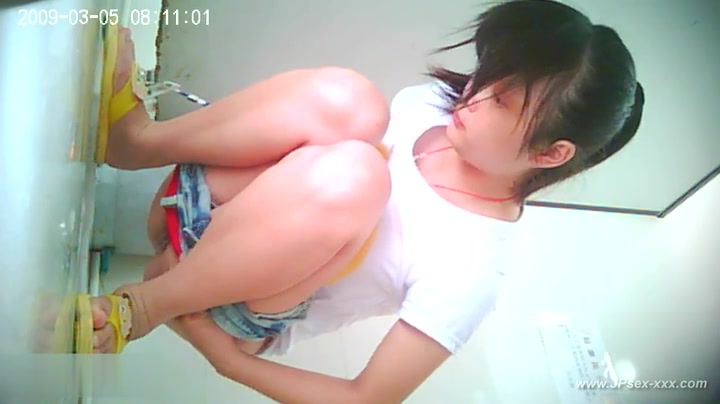 chinese public toilet.3