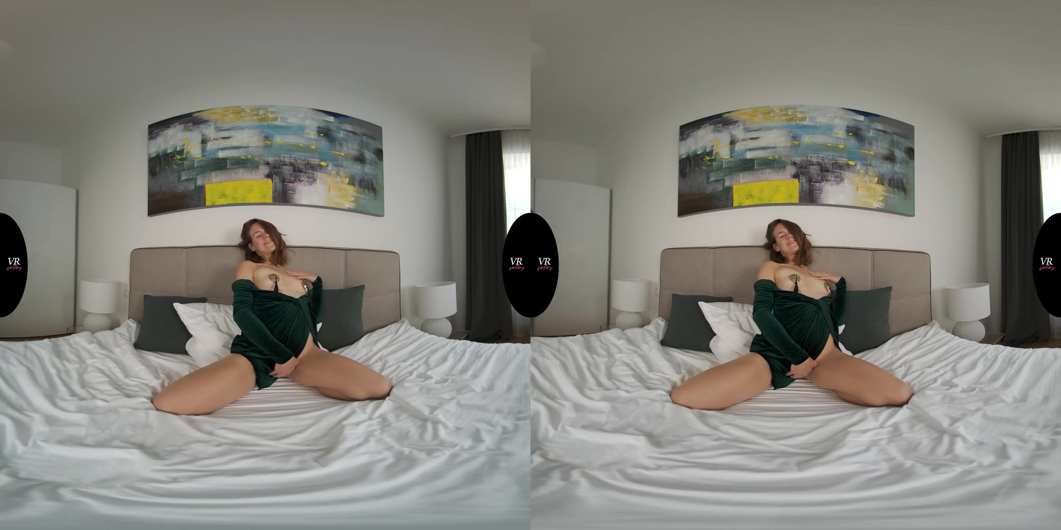 student 18+ Hottie Fucks Her Pussy With Big Black Dildo - VRsolos