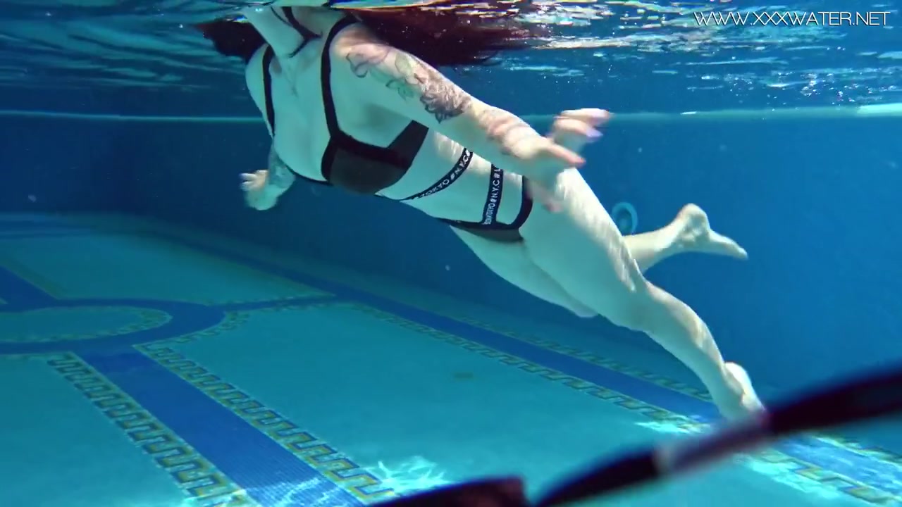 Swimming Pool Dark Hair Big Ass Babe Sheril