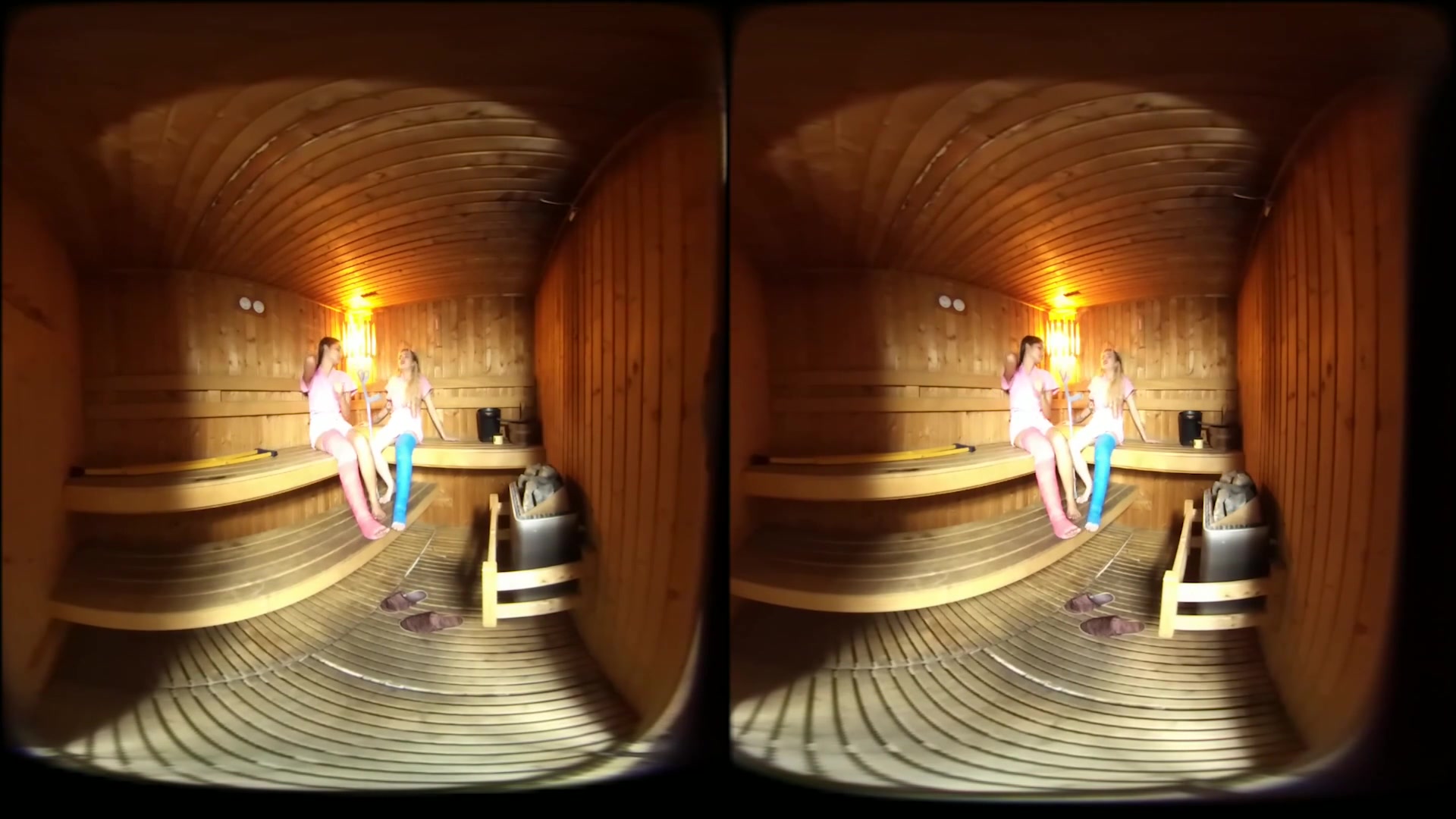 2 Girls With Long Cast Leg In Sauna - VRPussyVision