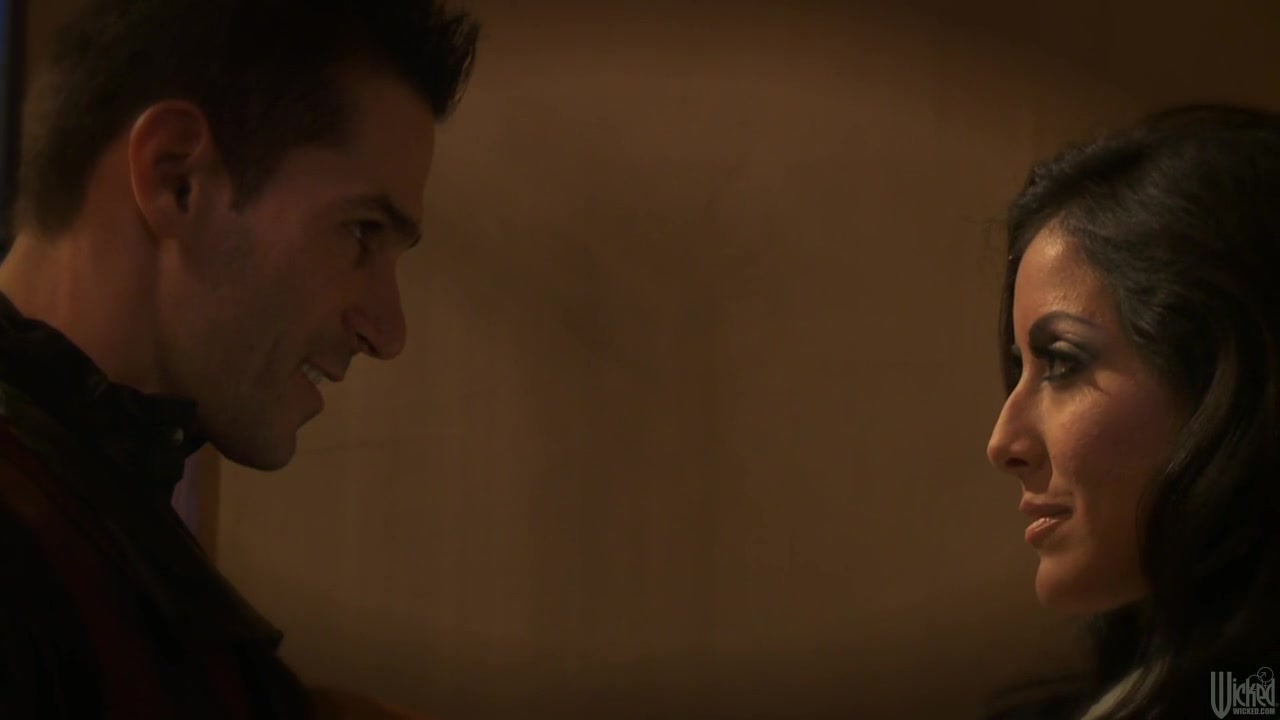 Kiara Mia In A Love Story, Scene 3