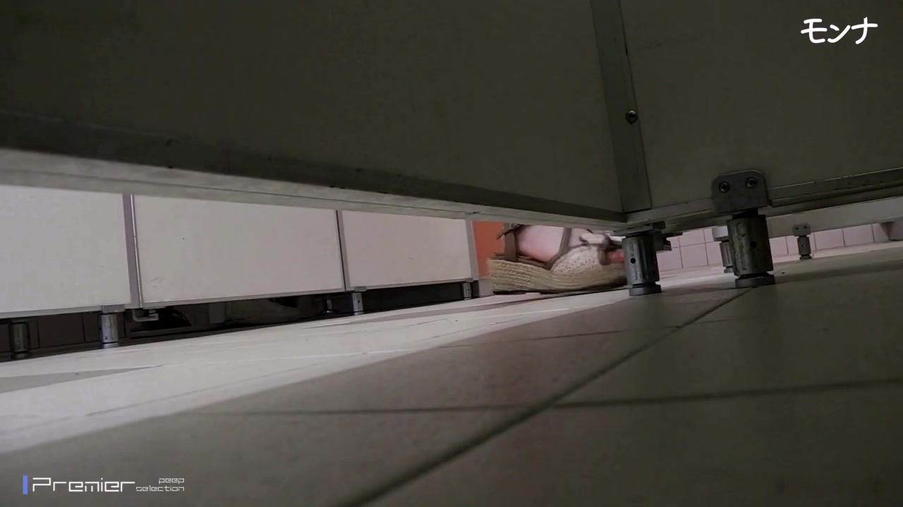 Asian Cutie's Hidden Cam Sex Tape: A Risky Affair