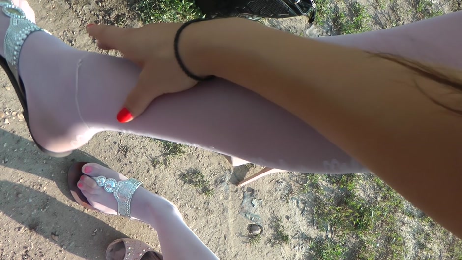 Erica Bellucci gives bj and fucks in the outdoors